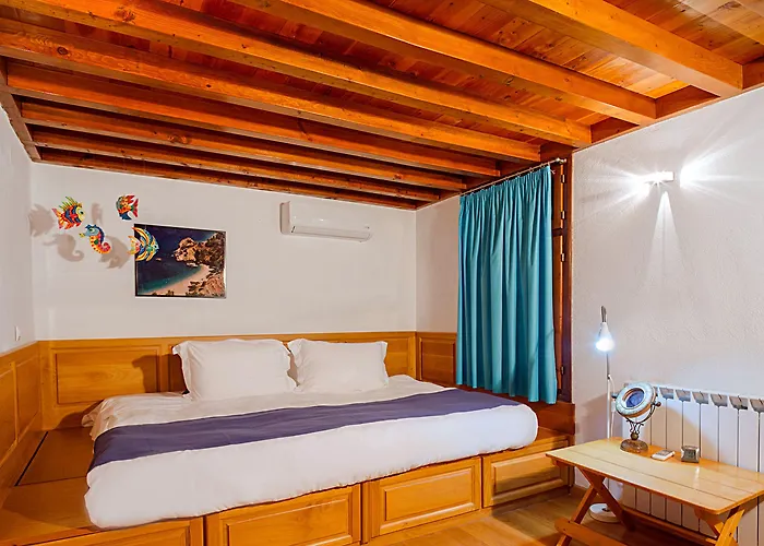 Hotel In Art Boutique