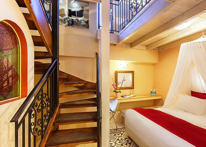 In Art Boutique Rhodes City