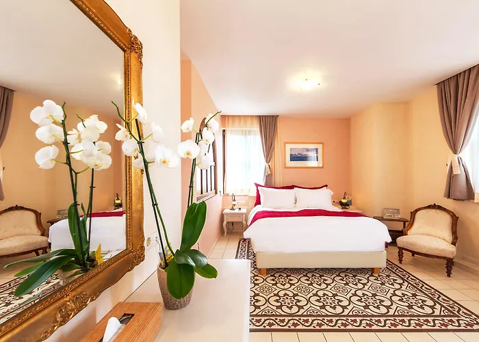 Hotel In Art Boutique