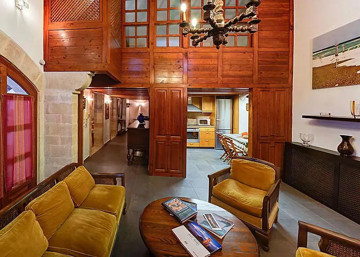 In Camera Art Boutique 4*