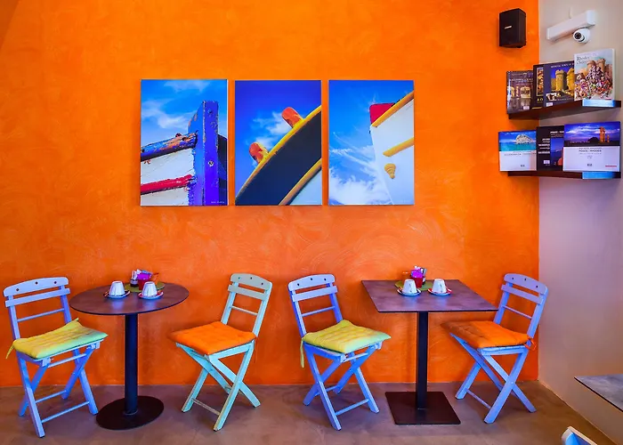 In Camera Art Boutique 4*